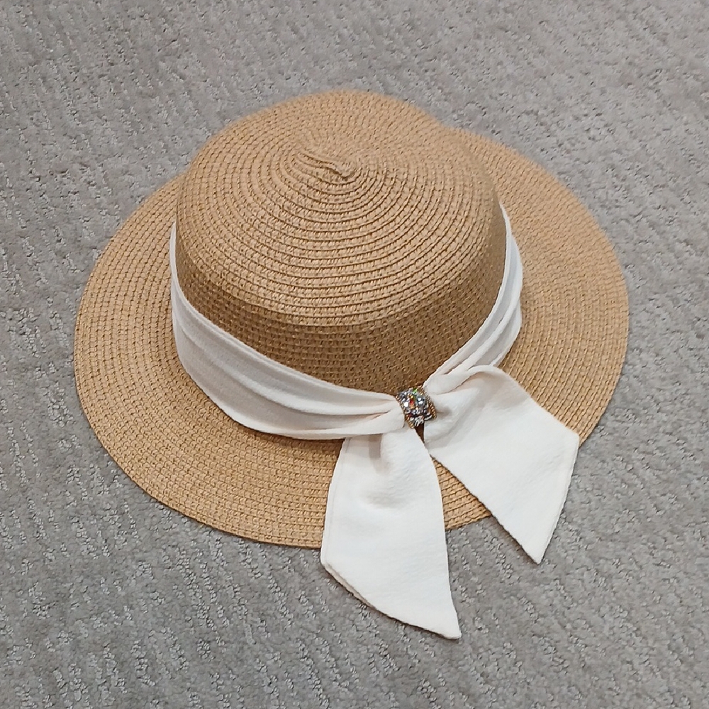 Elegant Tan and White Women's Sun Hat